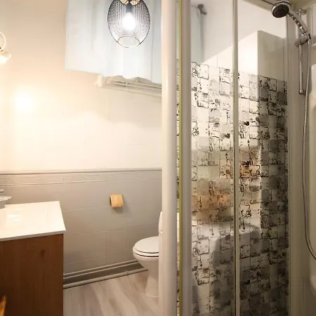 Apartment Superbe T2 Au Centre Du Mont-dore Avec Wifi, Proche Thermes Et Navette - Fr-1-608-216 *
