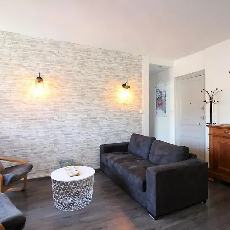 Superbe T2 Au Centre Du Mont-dore Avec Wifi, Proche Thermes Et Navette - Fr-1-608-216 Le Mont-Dore